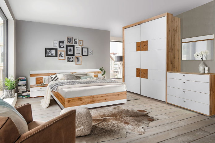 Schlafzimmerset Holz mit weißem Glanz