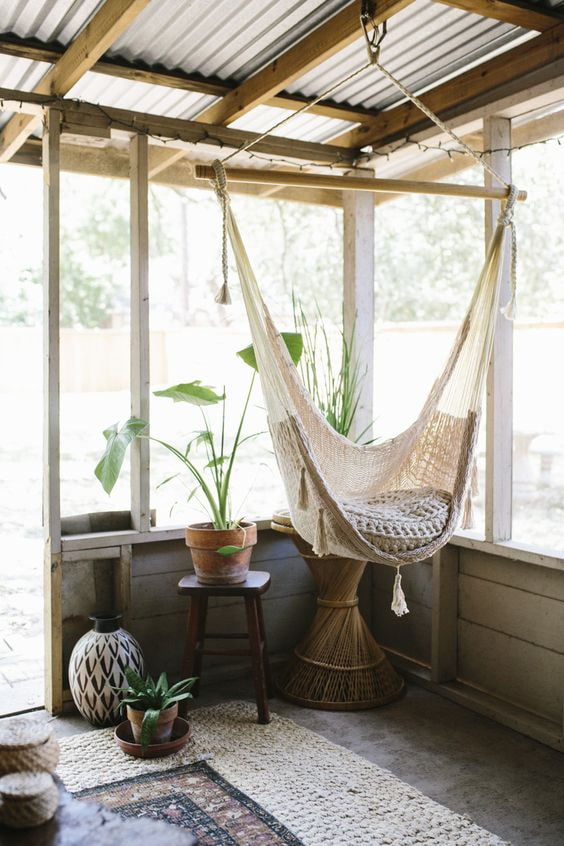 Wicker hanging chair