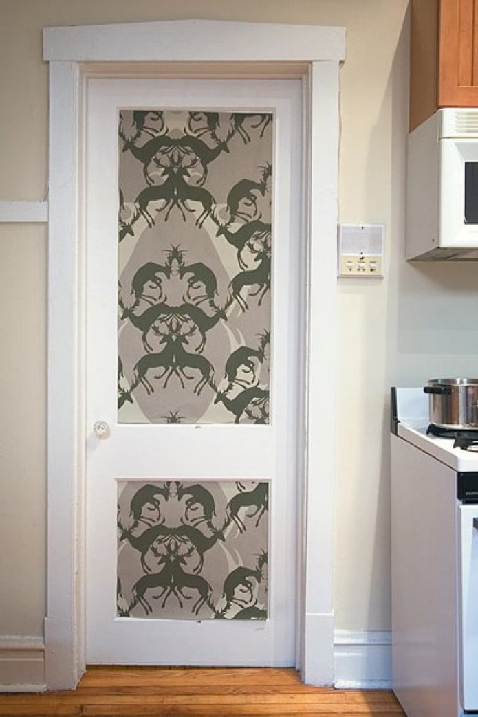 door with wallpaper with animal pattern
