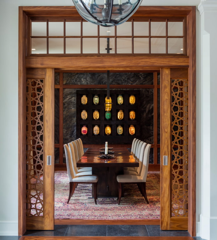 Tür im orientalischen Stil