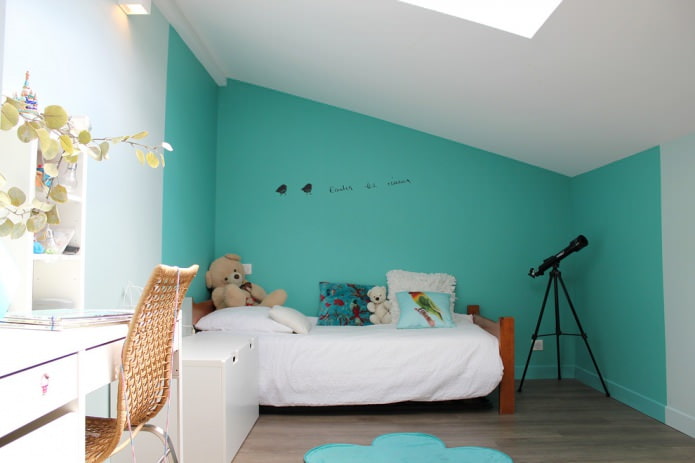 turquoise wall in the nursery