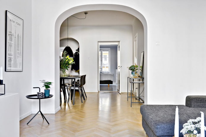 Arch in a Scandinavian interior