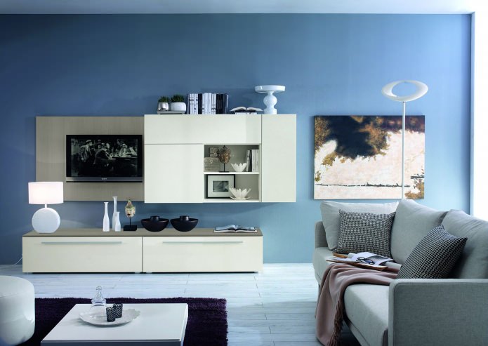 Kék és szürke tónusú nappali
