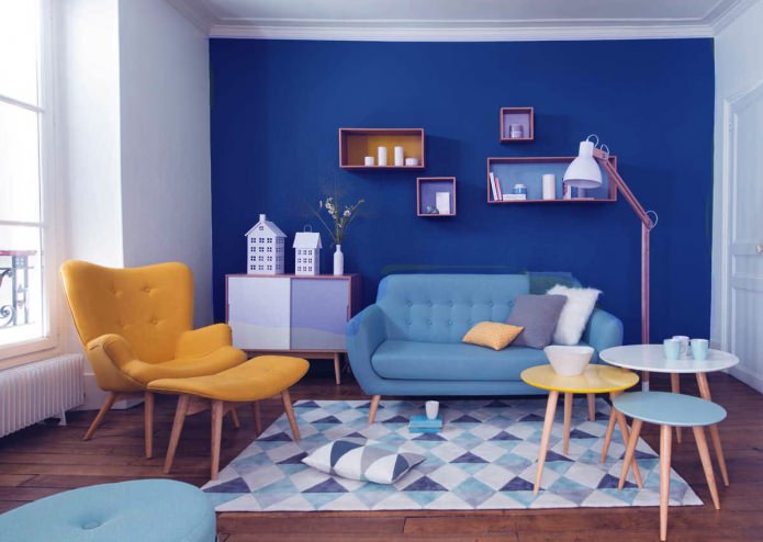 Living room in blue and yellow tones