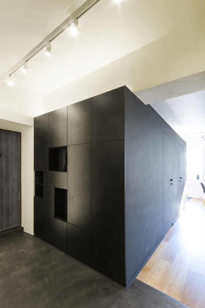 design of a three-room apartment 80 sq. m.