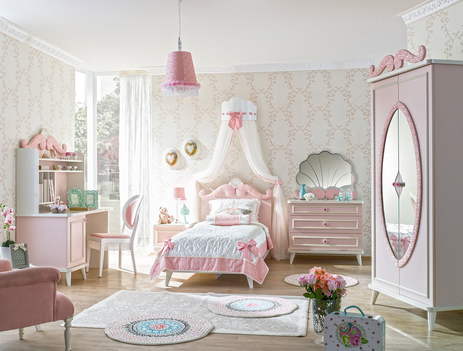Gyermekszoba rózsaszínű