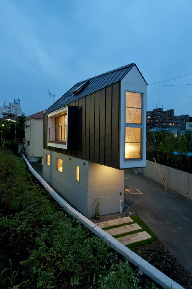 two-story narrow house
