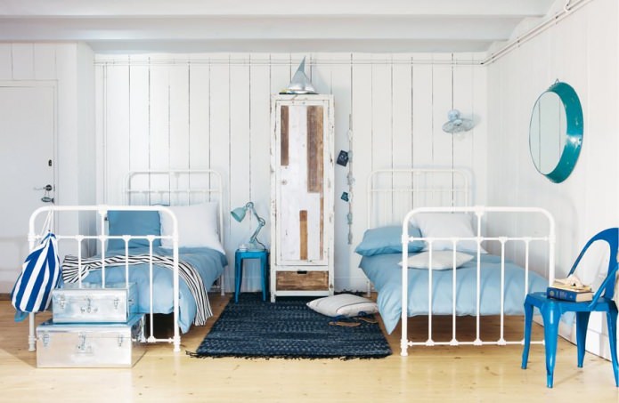 bedroom in nautical style