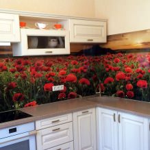 Küchenschürze mit Blumen: Designmerkmale, Materialarten-4