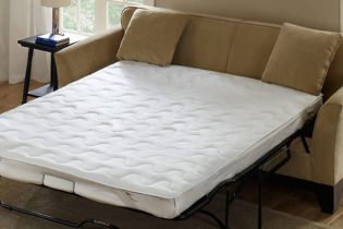 Wählen Sie eine Matratze auf dem Sofa zum Schlafen