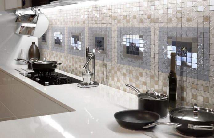 Küchenschürze Mosaik: Foto, Design, Materialüberprüfung