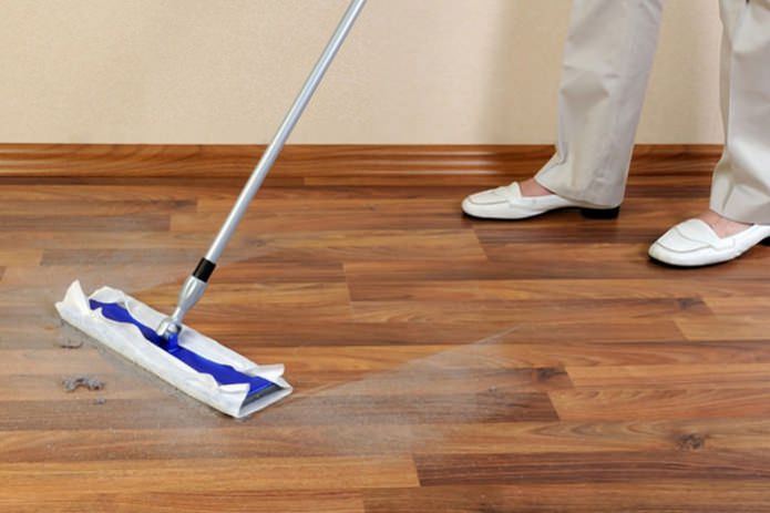 Linoleum care and cleaning: rules and recommendations for cleaning