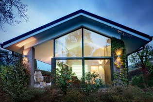 บ้านที่มีหน้าต่างแบบพาโนรามา: 70 ภาพถ่ายและวิธีแก้ปัญหาที่ดีที่สุด