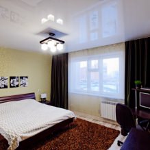 Spanndecken im Schlafzimmer: 60 moderne Optionen, Foto im Innenraum-12