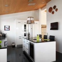 Fehér konyha kialakítása fekete pulttal: 80 legjobb ötlet, fotó a belső térben-20