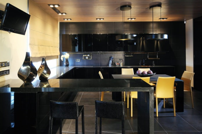 Schwarzes Set im Innenraum in der Küche: Design, Tapetenauswahl, 90 Fotos