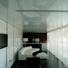 Сјајни растегљиви плафони: фотографија, дизајн, погледи, избор боја, преглед собе по соби-37