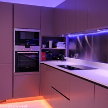 Purple set in the kitchen: design, combinations, choice of style, wallpaper and curtains-17