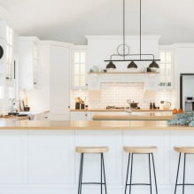 Бела кухиња са дрвеном плочом: 60 модерних фотографија и могућности дизајна-10
