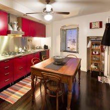 Rotes Küchenset: Funktionen, Typen, Kombinationen, Stilauswahl und Vorhänge-12