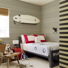 Interior with striped wallpaper: features, types, colors, combination, 85 photos-5