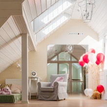 Az óvoda elrendezése a tetőtér emeletén: stílus, dekoráció, bútorok és függönyök megválasztása-10