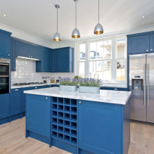 Fotó a konyhai tervezésről, kék készlet-2-vel