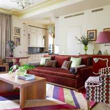Rotes Sofa im Innenraum: Typen, Design, Kombination mit Tapeten und Vorhängen-13
