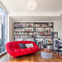 Rotes Sofa im Innenraum: Typen, Design, Kombination mit Tapeten und Vorhängen-14