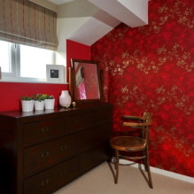 Rote Tapete im Innenraum: Typen, Design, Kombination mit der Farbe von Vorhängen, Möbel-8