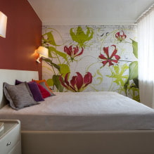 Tapete für ein kleines Schlafzimmer: Farbe, Design, Kombination, Ideen für niedrige Decken und enge Räume-0
