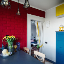 Bordó tapéta a falakon: típusok, design, árnyalatok, kombináció más színekkel, függönyök, bútorok-5