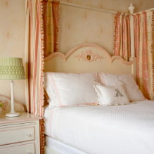 Peach-colored wallpaper: types, design ideas, combination with curtains and furniture-7