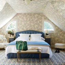 วอลเปเปอร์บนเพดาน: ประเภท, แนวคิดการออกแบบและภาพวาด, สี, วิธีติดฝ้าเพดาน wallpaper-6