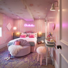 Pink wallpaper in the interior: types, design ideas, shades, combination with other colors-5