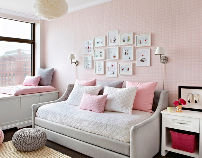 Rózsaszín tapéta a belső térben: típusok, tervezési ötletek, árnyalatok, kombináció más színekkel