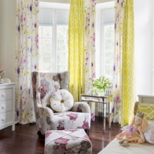 Curtains with flowers: types, large and small flower, decor, combination, photo in the interior-1