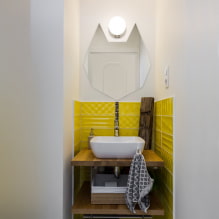 The choice of a mirror in the bathroom: types, shapes, decor, color, options with a pattern, backlight-0