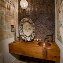 A tükör kiválasztása a fürdőszobában: típusok, formák, dekoráció, szín, opciók mintával, háttérvilágítás-8