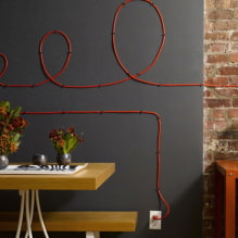 Hogyan lehet elrejteni a TV vezetékeit a falon: 3 legjobb tervezési ötlet