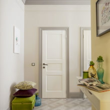 Weiße Türen im Innenraum: Typen, Design, Ausstattung, Kombination mit der Farbe der Wände, Boden-6