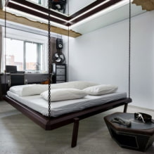 Úszó ágy a belső térben: típusok, formák, kialakítás, háttérvilágítással rendelkező opciók