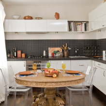 Округли столови за кухињу: фотографије, врсте, материјали, боја, опције локације, дизајн-6
