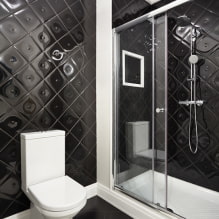 กระเบื้องสีดำในห้องน้ำ: การออกแบบ ตัวอย่างเลย์เอาต์ การรวมกัน ภาพถ่ายในการตกแต่งภายใน-1