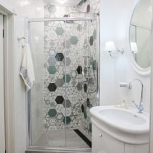 Csempék egy kis fürdőszobához: méret, szín, kialakítás, forma, elrendezés-3