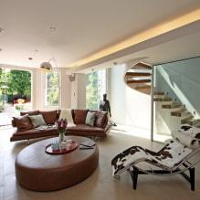 Braunes Sofa im Innenraum: Typen, Design, Polstermaterialien, Farbtöne, Kombinationen-2