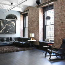 Schwarzes Sofa im Innenraum: Polstermaterialien, Farbtöne, Formen, Designideen, Kombinationen-7