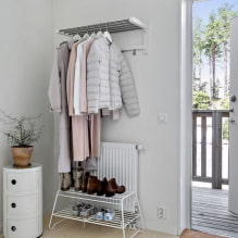Shoe rack in the hallway: tips for choosing, types, shapes, materials, colors-0