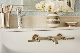 Bathroom shelves: types, design, materials, colors, shapes, placement options