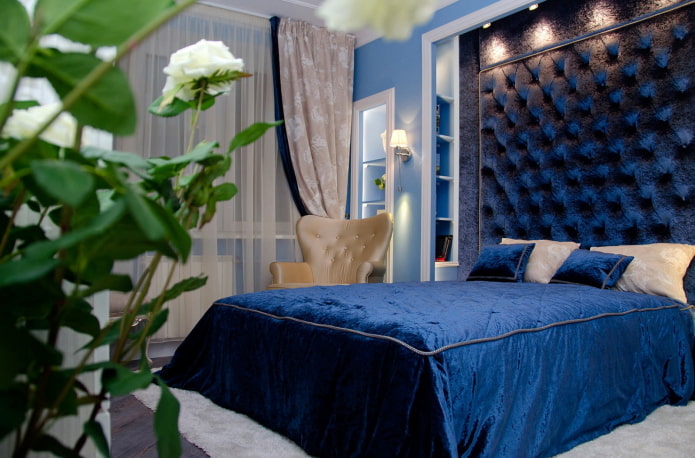 Blue bedroom: shades, combinations, choice of finishes, furniture, textiles and lighting